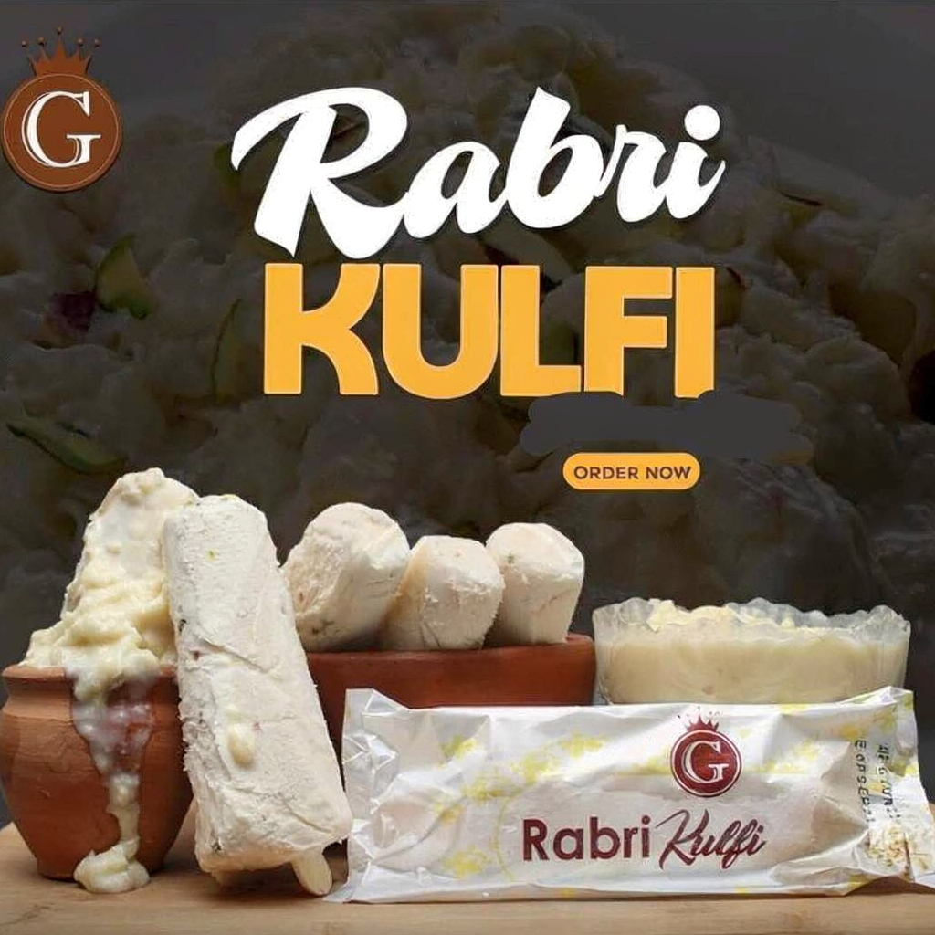 Traditional Malai Khoya Kulfa stick made with pure milk in Lahore